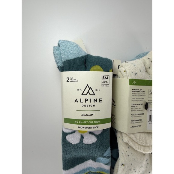 Alpine Design Girls Size Small Girls 10-4 Snowsport Daisy Ski Socks 4 Pairs New - Picture 2 of 5